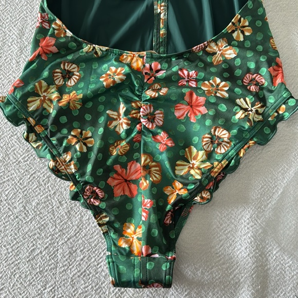 ULLA JOHNSON Giordana Maillot One-Piece Swimsuit, Veridian, Size X-Large, $350 - Picture 15 of 17